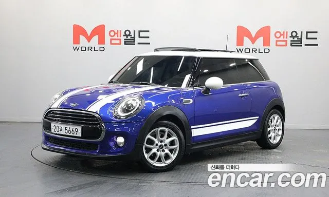 Mini Cooper 2019 — photo 1