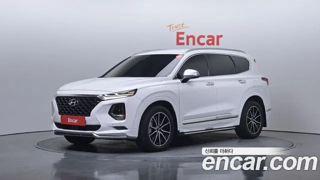 Hyundai Santafe 2019 — photo 1