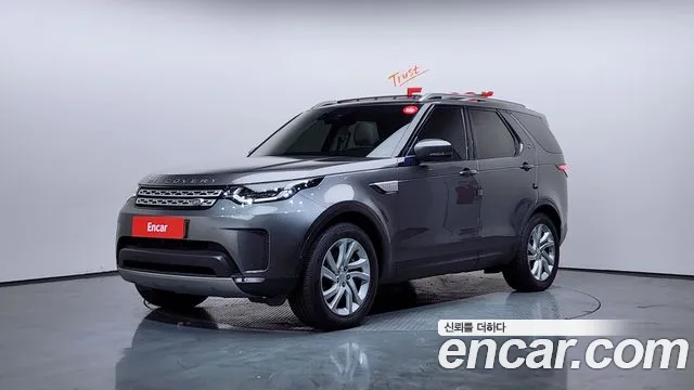 Land Rover Discovery 2019 — photo 1