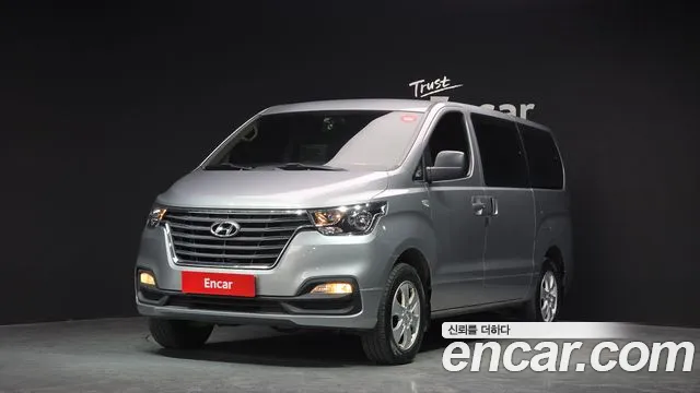 Hyundai Starex 2020 — photo 1