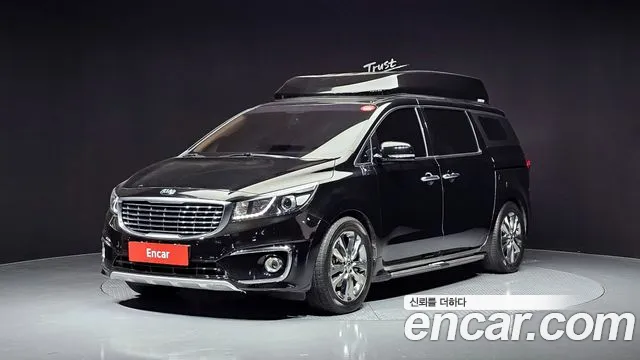 Kia Canival 2016 — photo 1