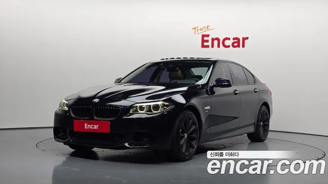 BMW 5-Series 2016 — photo 1