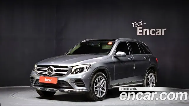 Mercedes-Benz GLC-Class 2019 — photo 1