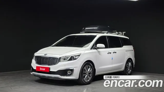 Kia Canival 2018 — photo 1