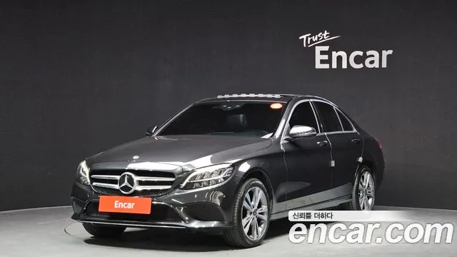 Mercedes-Benz C-Class 2020 — photo 1