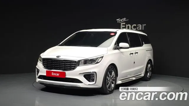 Kia Canival 2019 — photo 1