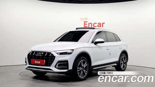 Audi Q5 2022 — photo 1