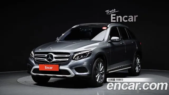 Mercedes-Benz GLC-Class 2019 — photo 1