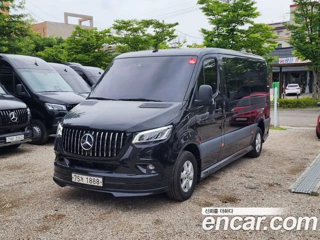 Mercedes-Benz Sprinter 2020 — photo 1