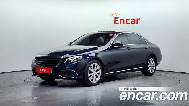 Mercedes-Benz E-Class 2017 — photo 1