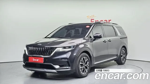 Kia Canival 2021 — photo 1