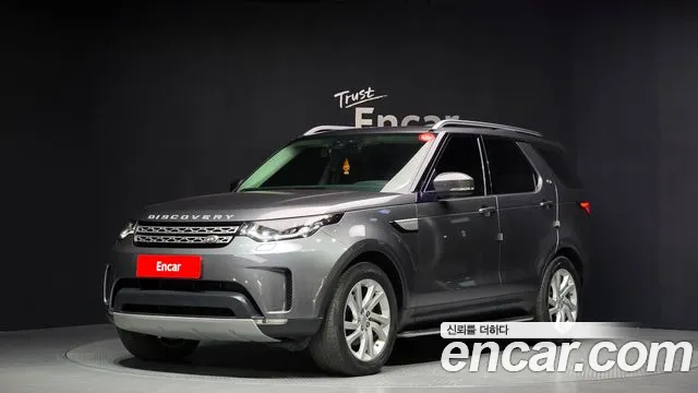 Land Rover Discovery 2018 — photo 1