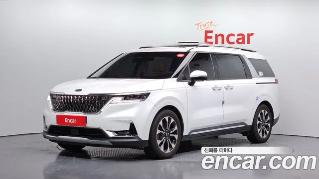 Kia Canival 2021 — photo 1