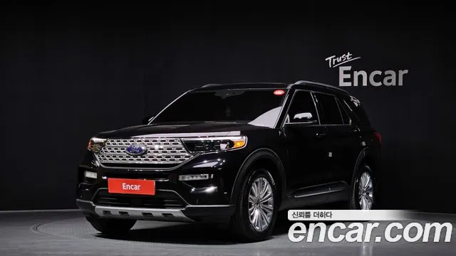 Ford Explorer 2020 — photo 1