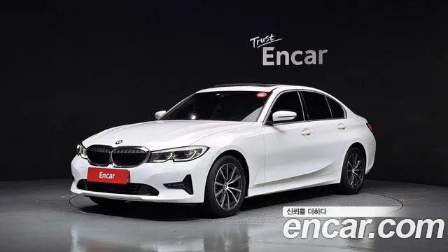 BMW 3-Series 2019 — photo 1