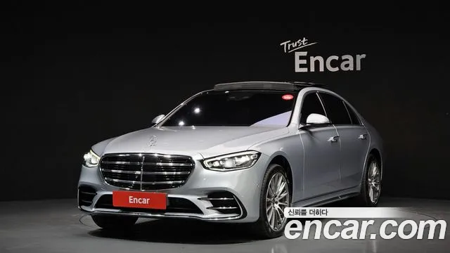 Mercedes-Benz S-Class 2022 — photo 1