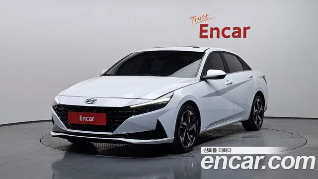 Hyundai AVANTE 2021 — photo 1