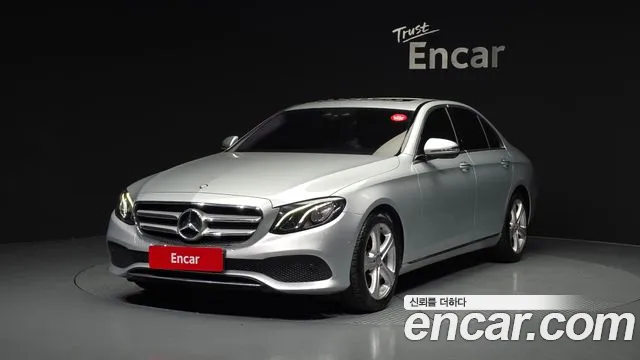 Mercedes-Benz E-Class 2017 — photo 1