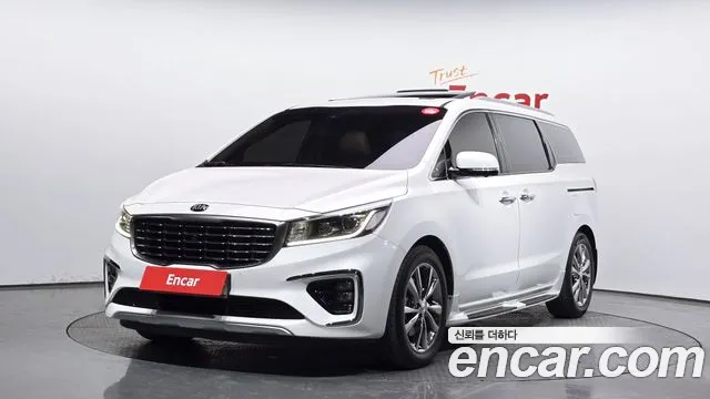 Kia Canival 2019 — photo 1