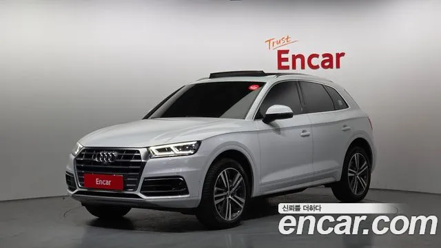 Audi Q5 2020 — photo 1