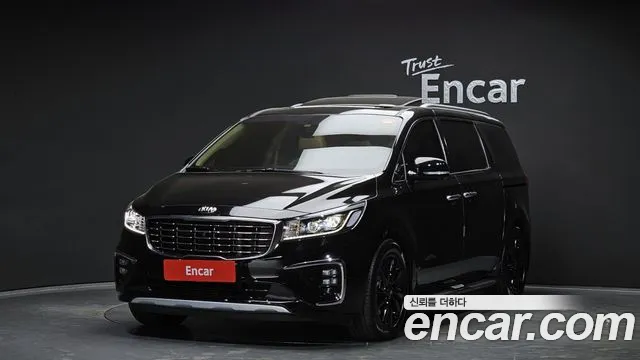 Kia Canival 2019 — photo 1