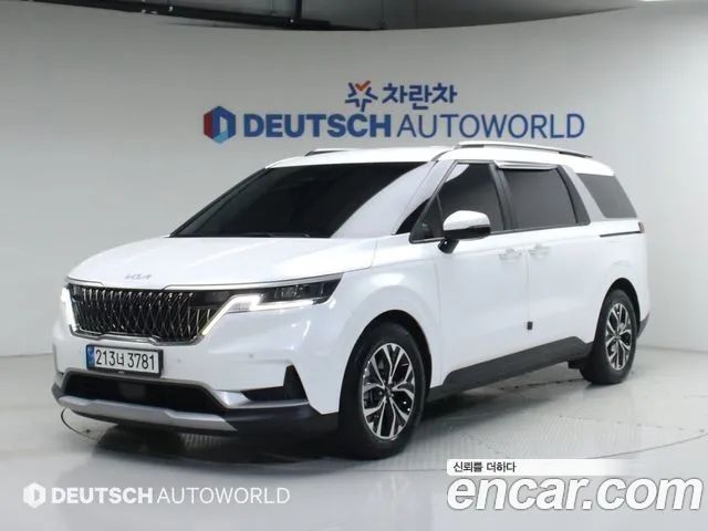 Kia Canival 2023 — photo 1