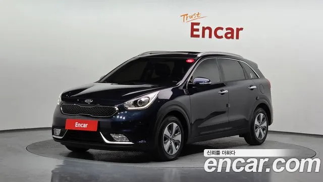 Kia Niro 2017 — photo 1