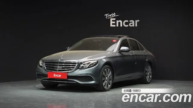 Mercedes-Benz E-Class 2019 — photo 1