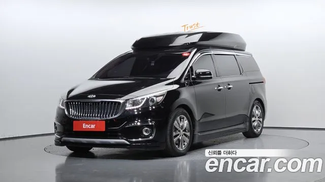 Kia Canival 2016 — photo 1