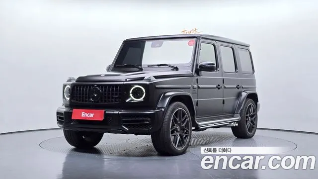 Mercedes-Benz G-Class 2022 — photo 1