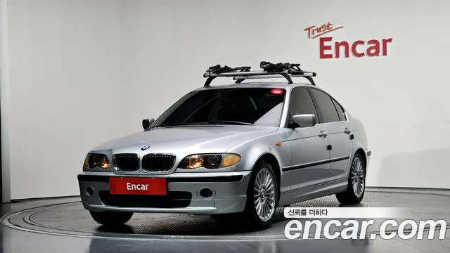 BMW 3-Series 2003 — photo 1