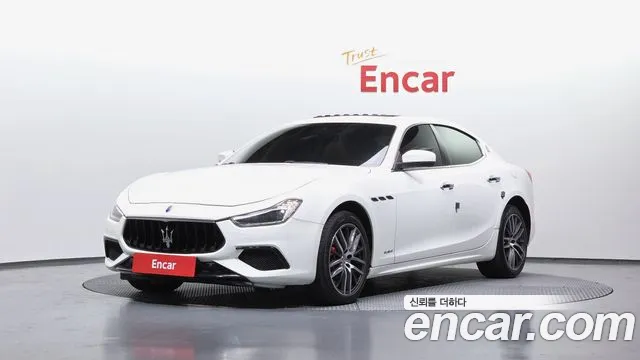 Maserati Ghibli 2018 — photo 1