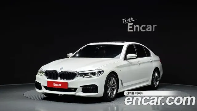 BMW 5-Series 2019 — photo 1
