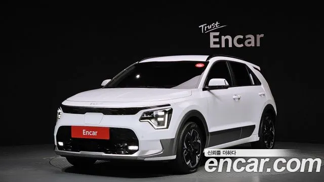 Kia Niro 2024 — photo 1