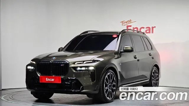 BMW X7 2025 — photo 1