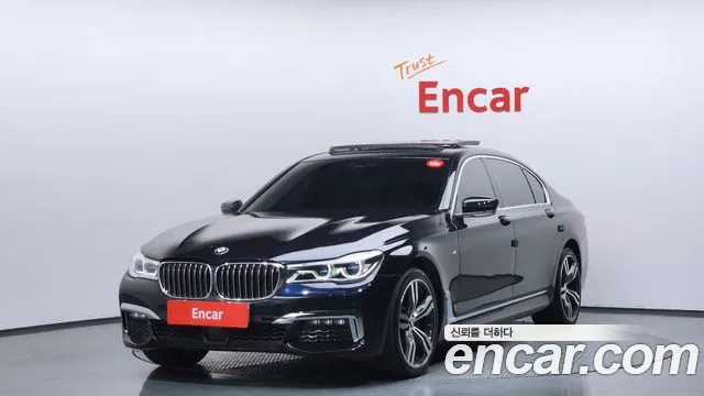 BMW 7-Series 2018 — photo 1