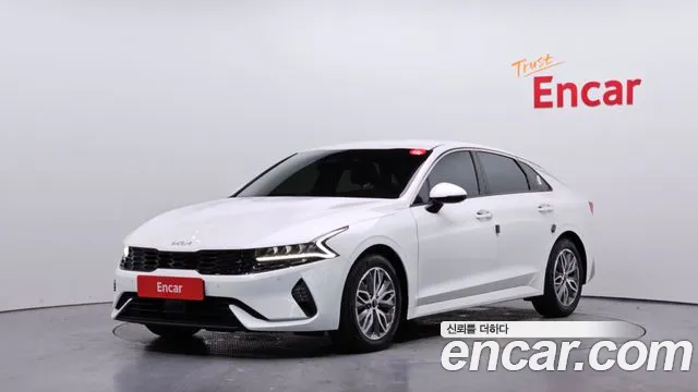 Kia K5 2023 — photo 1