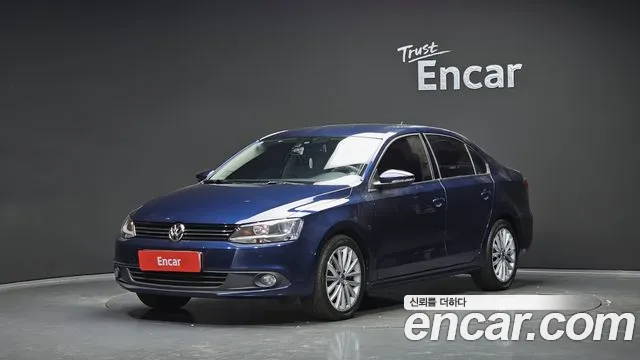 Volkswagen Jetta 2014 — photo 1