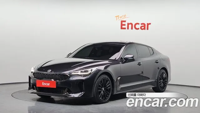 Kia Stinger 2018 — photo 1