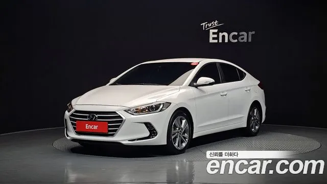 Hyundai AVANTE 2017 — photo 1