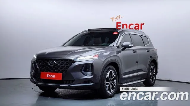 Hyundai Santafe 2019 — photo 1