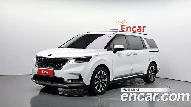 Kia Canival 2021 — photo 1