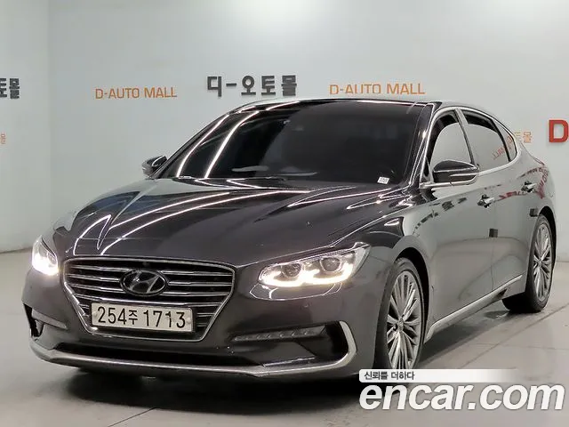 Hyundai Grandeur 2018 — photo 1
