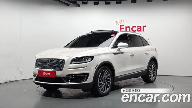 Lincoln Nautilus 2019 — photo 1