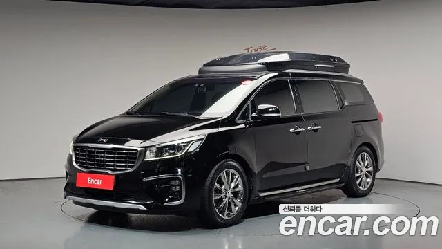 Kia Canival 2019 — photo 1