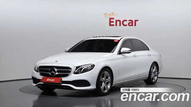 Mercedes-Benz E-Class 2018 — photo 1