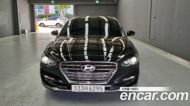 Hyundai Grandeur 2018 — photo 1