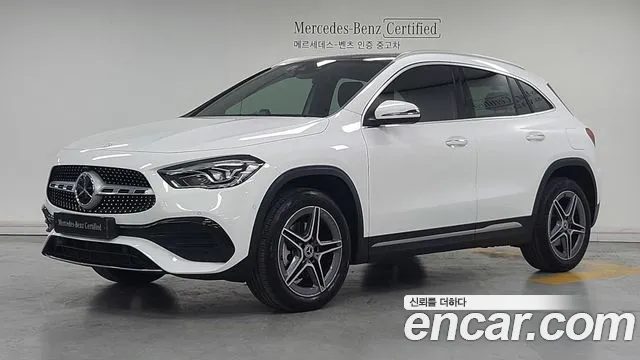 Mercedes-Benz GLA-Class 2023 — photo 1