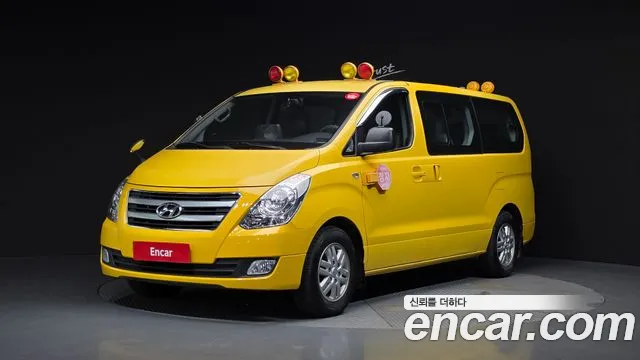 Hyundai Starex 2018 — photo 1