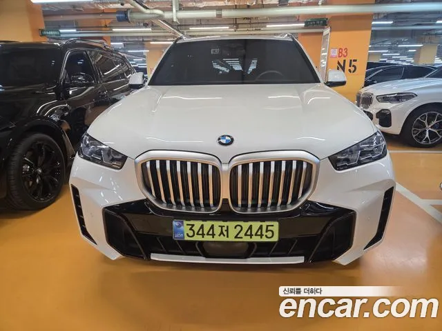 BMW X5 2025 — photo 1